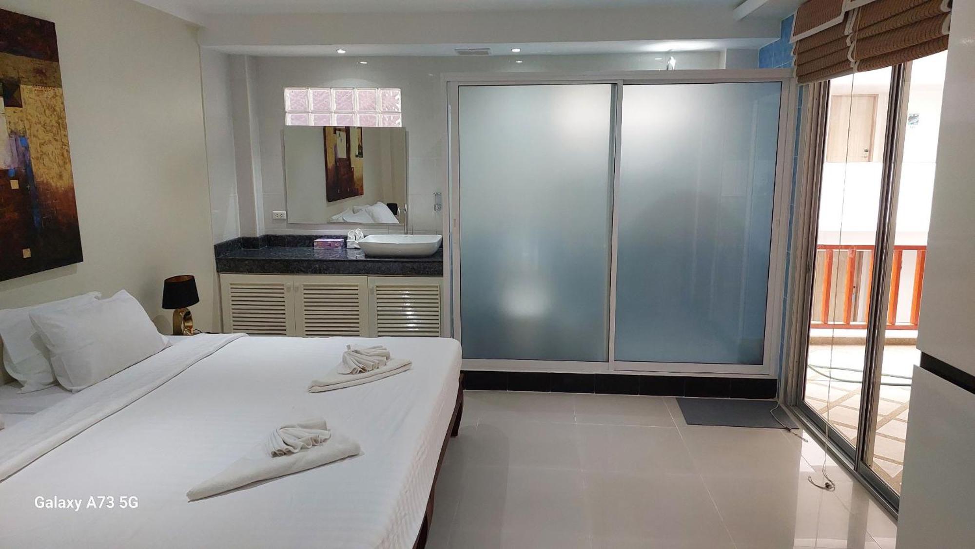 Siam Palm Residence Patong Luaran gambar